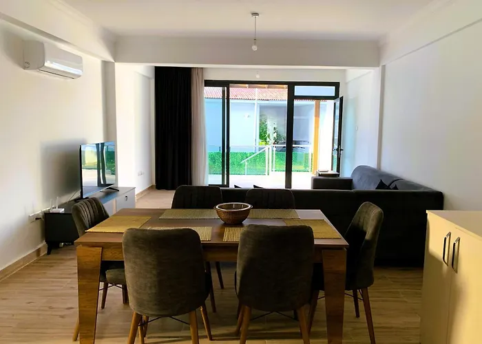 Hg Mare Suites